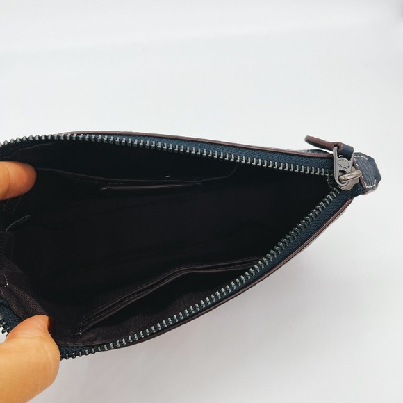 Coach X Peanuts CE859 Nolita 19 With Snoopy Let It Snow Motif Wristlet NWT $228 - Picture 6 of 12